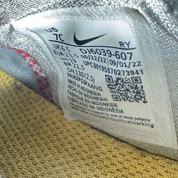 Nike Flex Runner 2 Baby Toddler Sneakers Size 7C Red Logo Slip On DJ6039-607 - Picture 6 of 6